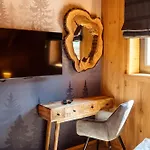 Swierkowe Chatki W Koniakowie Hébergement de vacances Koniaków