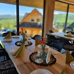 Swierkowe Chatki W Koniakowie * Koniaków