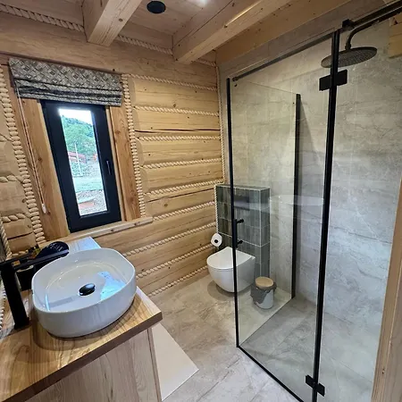 Swierkowe Chatki W Koniakowie * Koniaków